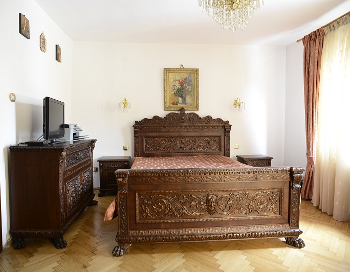 Mobila de arta - Dormitor Leonardo - 1